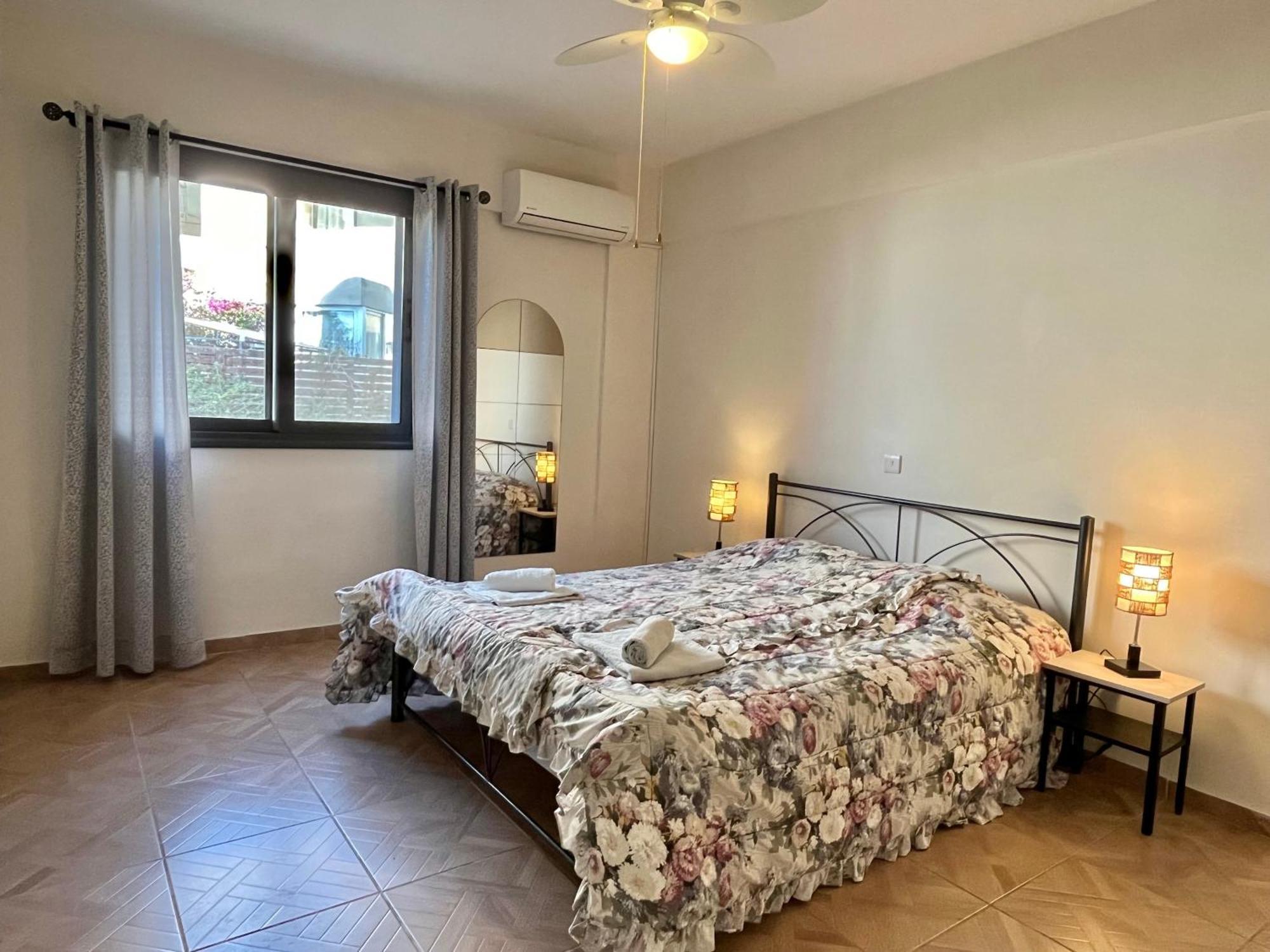 Appartement Diamond Complex à Paphos Extérieur photo