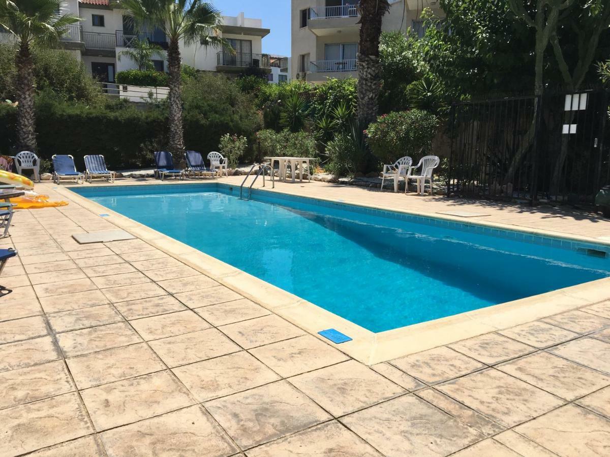 Appartement Diamond Complex à Paphos Extérieur photo