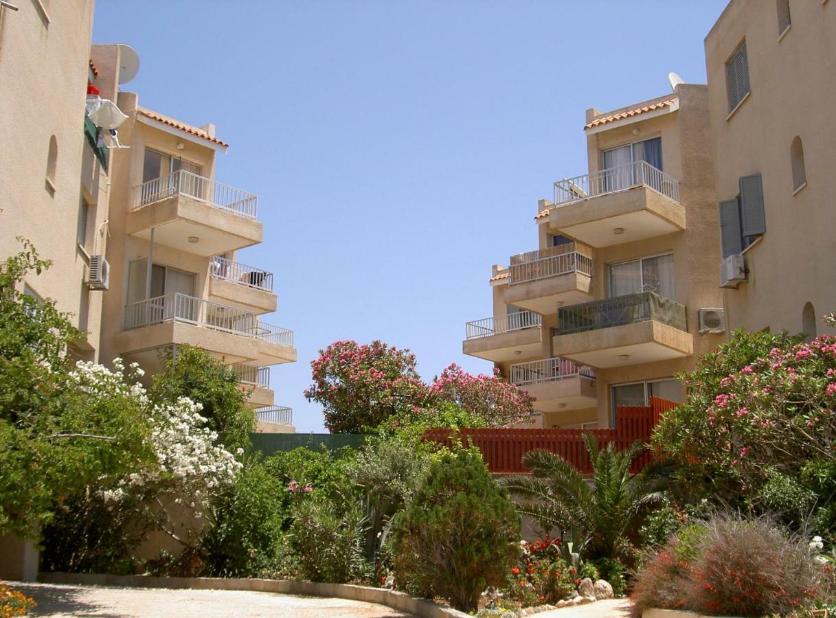 Appartement Diamond Complex à Paphos Extérieur photo